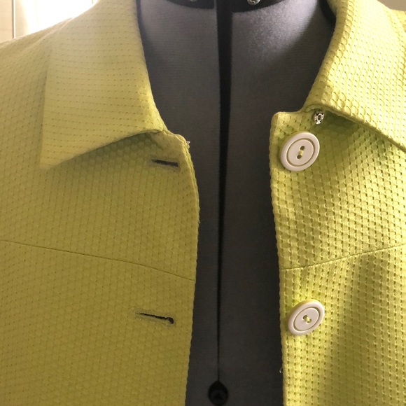 🔥CLEARANCE🔥Jacket - Picture 2 of 7